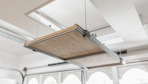 Auxx Attic Lift